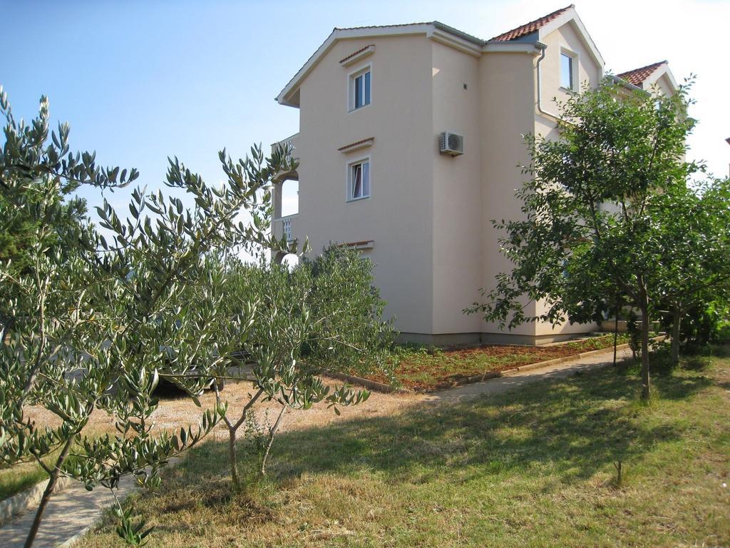 Apartments Skender Čižići Extérieur photo